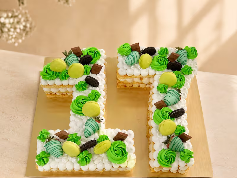 Pastel personalizada para celebración de cumpleaños en Bogotá — Pastelería Dulcita